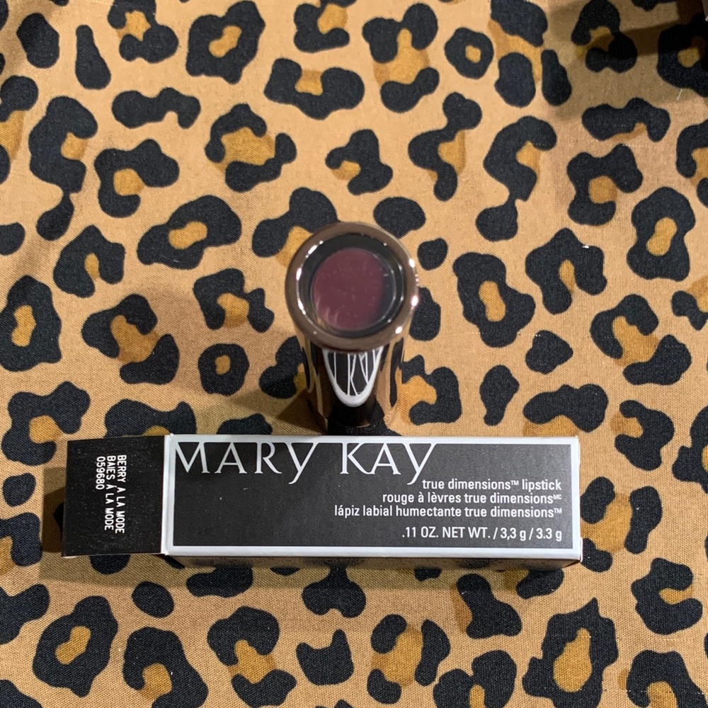 Mary Kay True Dimensions Lipstick - Berry A La Mode